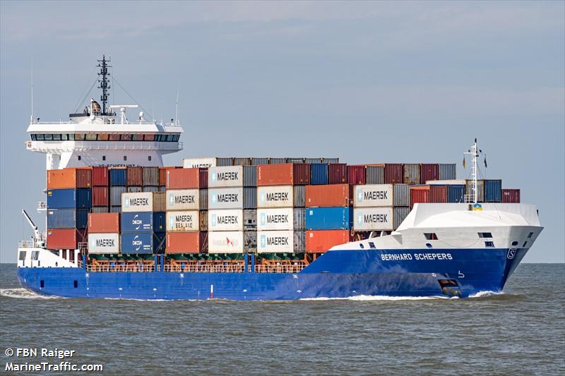 bernhard schepers (Container Ship) - IMO 9492505, MMSI 305741000, Call Sign V2HS6 under the flag of Antigua & Barbuda