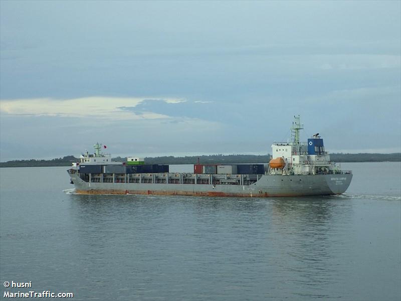 meratus kampar (Container Ship) - IMO 9741205, MMSI 525025100, Call Sign PLLG under the flag of Indonesia