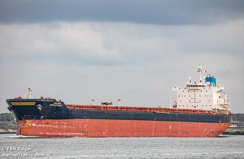 golden opportunity (Bulk Carrier) - IMO 9389813, MMSI 538008052, Call Sign V7RF5 under the flag of Marshall Islands