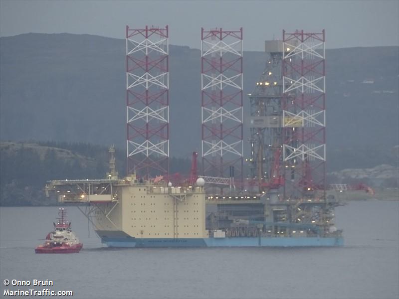 maersk interceptor (Platform) - IMO 8771552, MMSI 566697000, Call Sign 9V9822 under the flag of Singapore