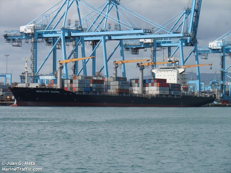 as petra (Container Ship) - IMO 9283708, MMSI 636091125, Call Sign A8JR6 under the flag of Liberia