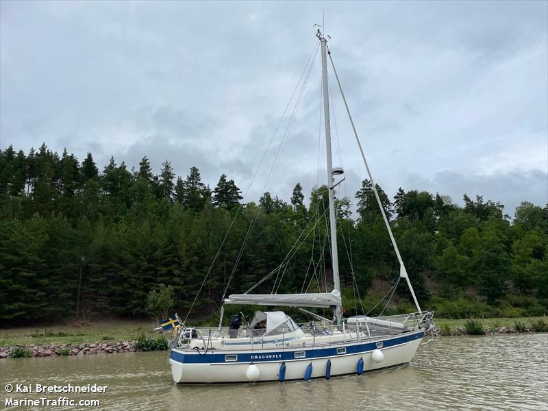 dragonfly (Pleasure craft) - IMO , MMSI 265039920, Call Sign SG4276 under the flag of Sweden