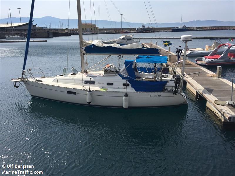keros (Pleasure craft) - IMO , MMSI 265729850, Call Sign 7SIB under the flag of Sweden