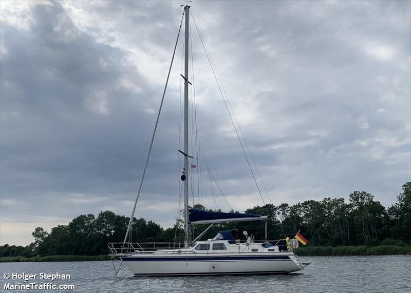 thuma (Sailing vessel) - IMO , MMSI 211835670, Call Sign DD8233 under the flag of Germany