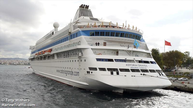 astoria grande (Passenger (Cruise) Ship) - IMO 9112789, MMSI 511100759, Call Sign T8A3965 under the flag of Palau