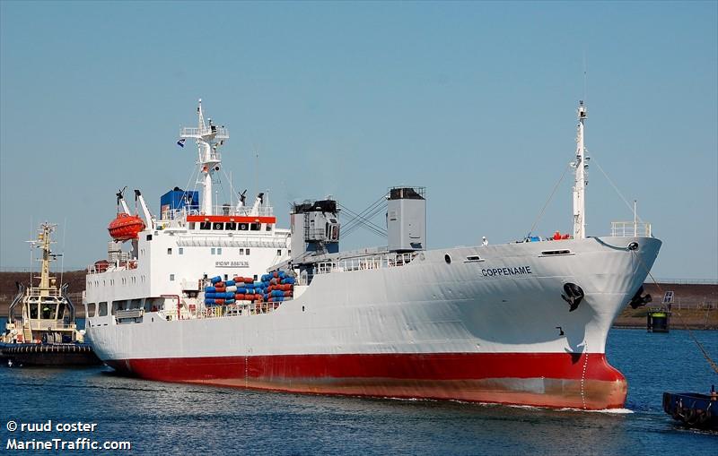 coppename (Refrigerated Cargo Ship) - IMO 8807636, MMSI 311001173, Call Sign C6FT6 under the flag of Bahamas