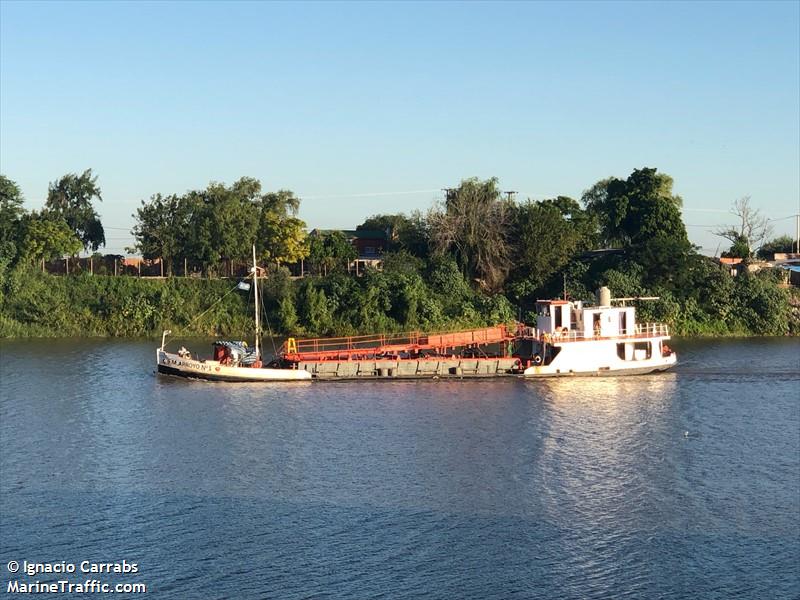 e.m.arroyo n1 (Cargo ship) - IMO , MMSI 701006834, Call Sign LW4000 under the flag of Argentina