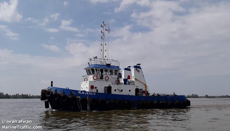 tb blm jaya iv (Tug) - IMO , MMSI 525300288, Call Sign YDB4443 under the flag of Indonesia
