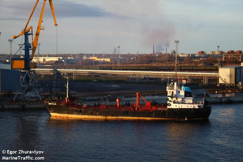 dmitrijs (Tanker) - IMO , MMSI 275055000, Call Sign YL2501 under the flag of Latvia