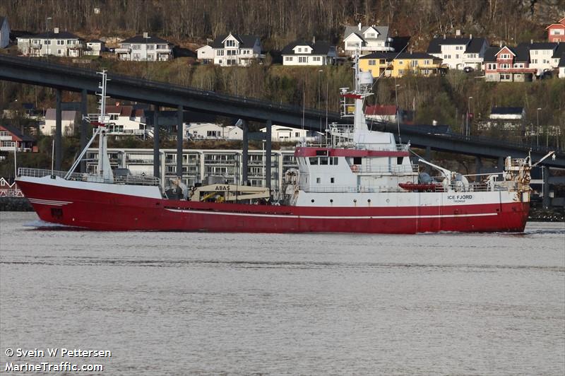 skarvadrangur (-) - IMO , MMSI 231011000, Call Sign XPWQ under the flag of Faeroe Islands