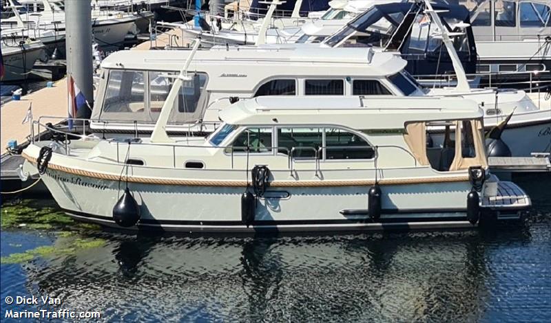 station racour (Pleasure craft) - IMO , MMSI 205304970, Call Sign OQ3049 under the flag of Belgium