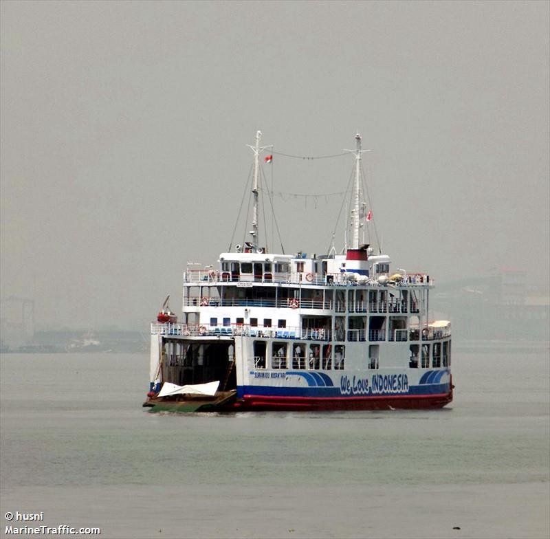 kmp suramadu nst (Passenger/Ro-Ro Cargo Ship) - IMO 7927063, MMSI 525002092, Call Sign YHKV under the flag of Indonesia