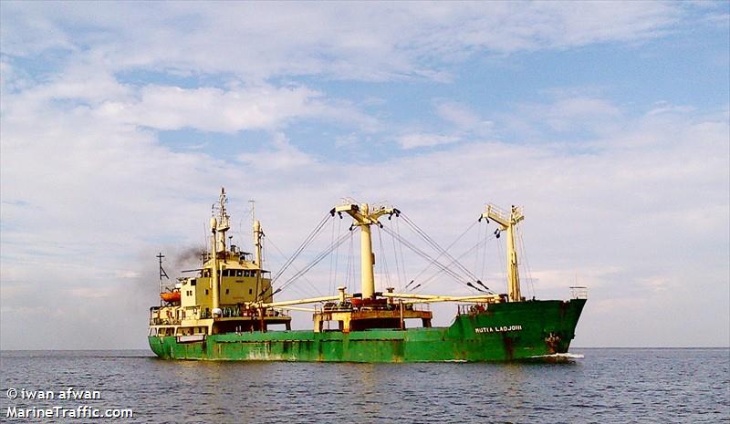 km mutia ladjoni (Cargo ship) - IMO , MMSI 525022002, Call Sign PLXQ under the flag of Indonesia
