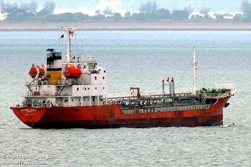 m.t.oriental glory (Oil Products Tanker) - IMO 9072587, MMSI 533417000, Call Sign 9WFF6 under the flag of Malaysia