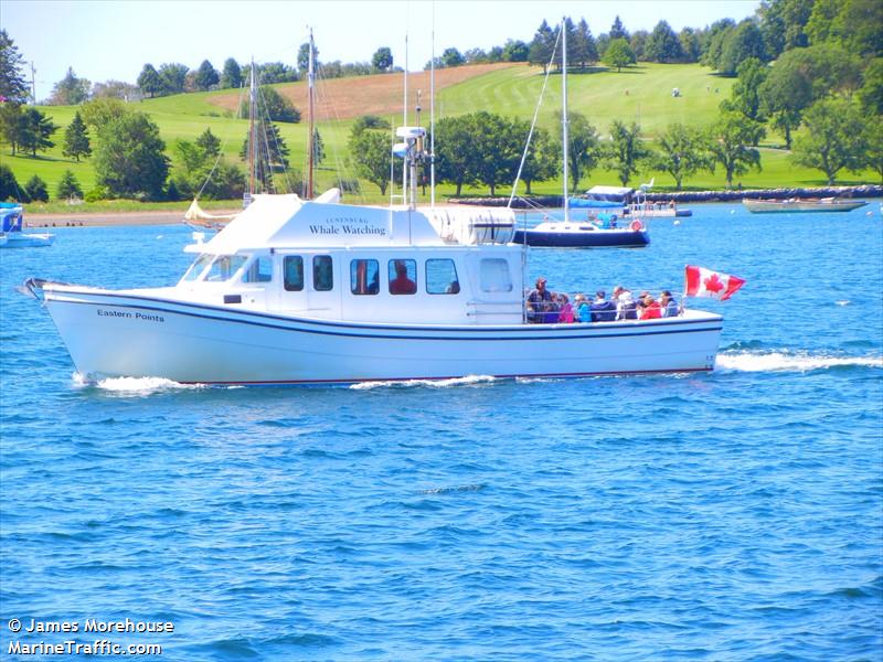 eastern points (Passenger ship) - IMO , MMSI 316001627, Call Sign CFD6353 under the flag of Canada