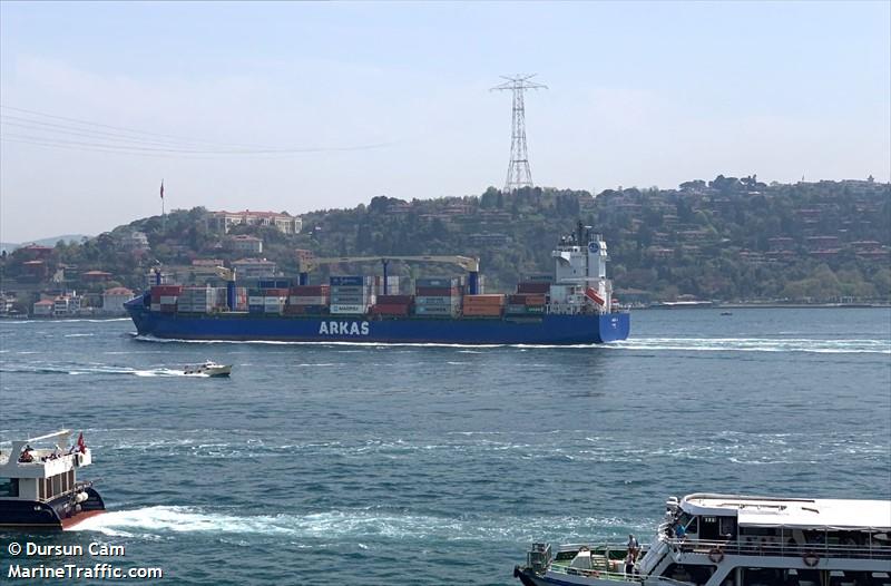 mario a (Container Ship) - IMO 9337377, MMSI 215177000, Call Sign 9HA4996 under the flag of Malta