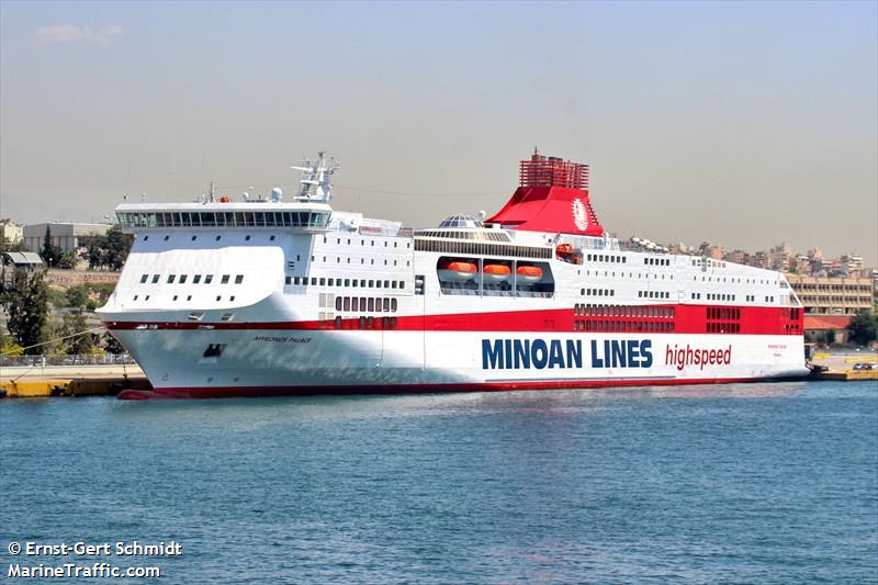festos palace (Passenger/Ro-Ro Cargo Ship) - IMO 9220342, MMSI 241617000, Call Sign SVDA8 under the flag of Greece
