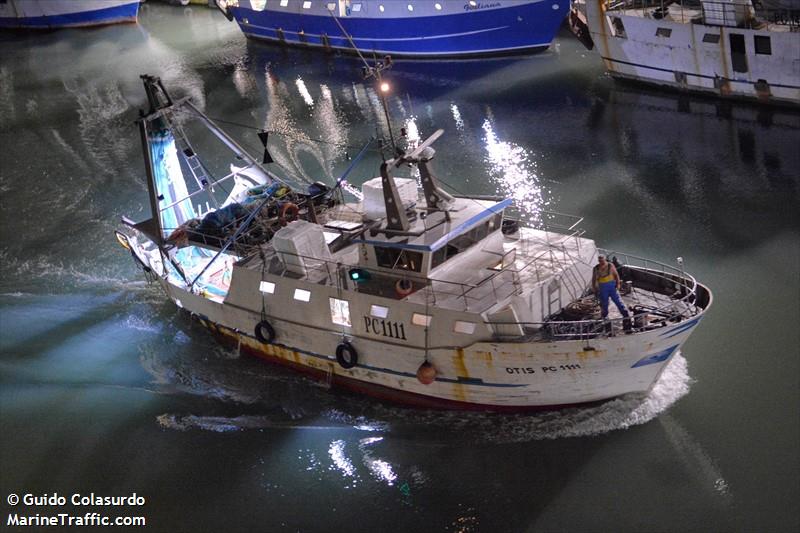 otis (Fishing vessel) - IMO , MMSI 247101250, Call Sign IPLF under the flag of Italy