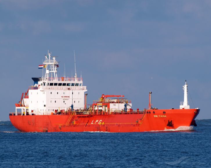 syn zaura (LPG Tanker) - IMO 9187837, MMSI 247602000, Call Sign IBJF under the flag of Italy