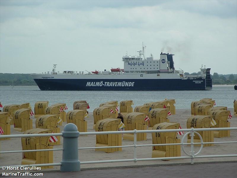 sailor (Passenger/Ro-Ro Cargo Ship) - IMO 8401444, MMSI 276817000, Call Sign ESKF under the flag of Estonia