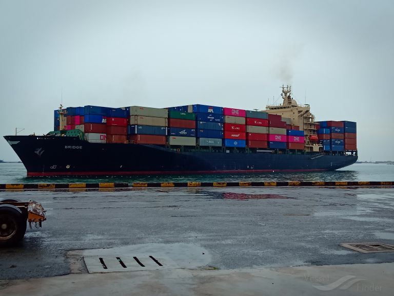 bridge (Container Ship) - IMO 9158587, MMSI 353851000, Call Sign 3FGT8 under the flag of Panama