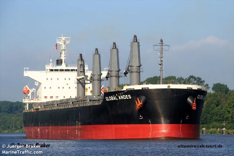 global andes (Bulk Carrier) - IMO 9633032, MMSI 355026000, Call Sign 3EUV2 under the flag of Panama