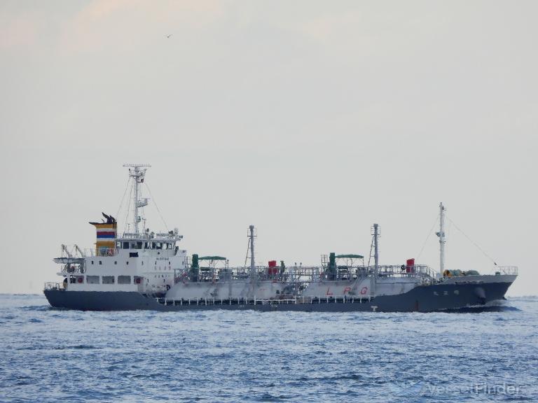 meishomaru (LPG Tanker) - IMO 9523586, MMSI 431001216, Call Sign JD3044 under the flag of Japan
