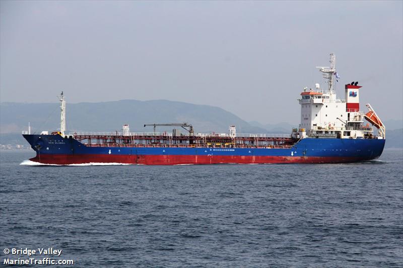 new global (Chemical/Oil Products Tanker) - IMO 9425617, MMSI 441586000, Call Sign DSQH9 under the flag of Korea