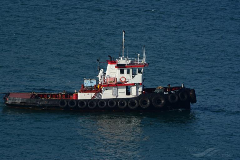 sun on 12 (Tug) - IMO , MMSI 477995979, Call Sign VRS5284 under the flag of Hong Kong