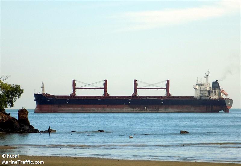 chloe (Bulk Carrier) - IMO 9456173, MMSI 525119020, Call Sign YBOP2 under the flag of Indonesia