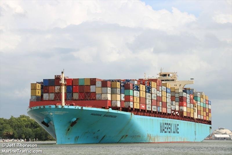 maersk sheerness (Container Ship) - IMO 9299939, MMSI 563001100, Call Sign 9V5246 under the flag of Singapore