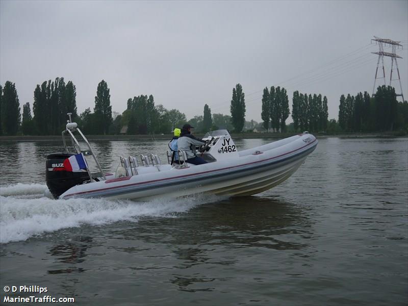 la frette (Pleasure craft) - IMO , MMSI 235063428, Call Sign 2AWE5 under the flag of United Kingdom (UK)