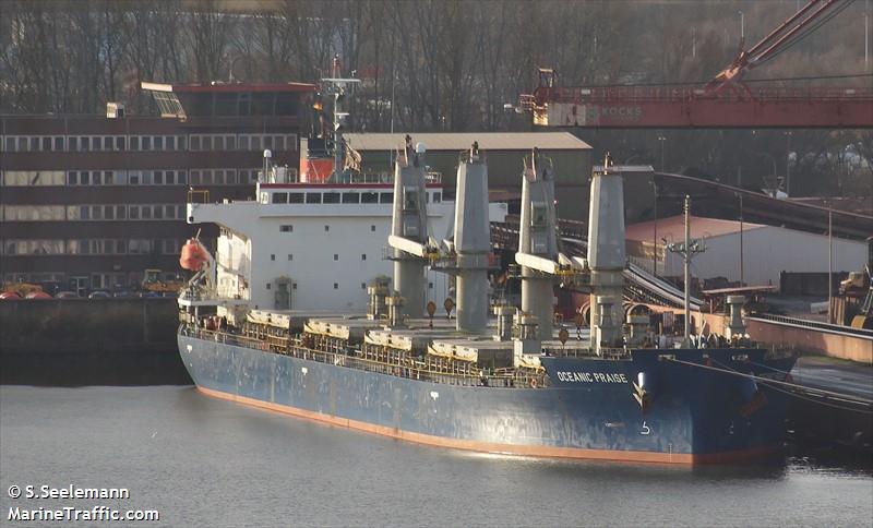 oceanic praise (Bulk Carrier) - IMO 9687150, MMSI 636022132, Call Sign 5LHI2 under the flag of Liberia