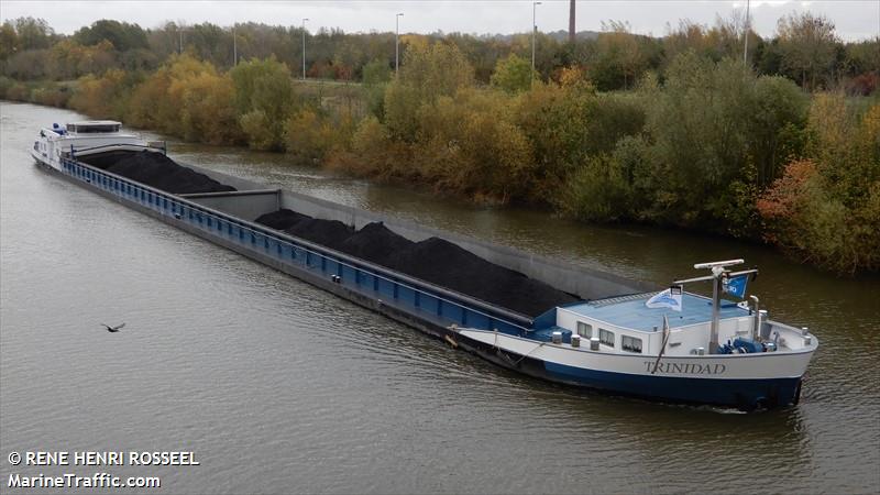 trinidad (Other type) - IMO , MMSI 226015720 under the flag of France