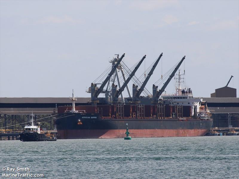 african dipper (Bulk Carrier) - IMO 9733260, MMSI 311001215, Call Sign C6GD4 under the flag of Bahamas