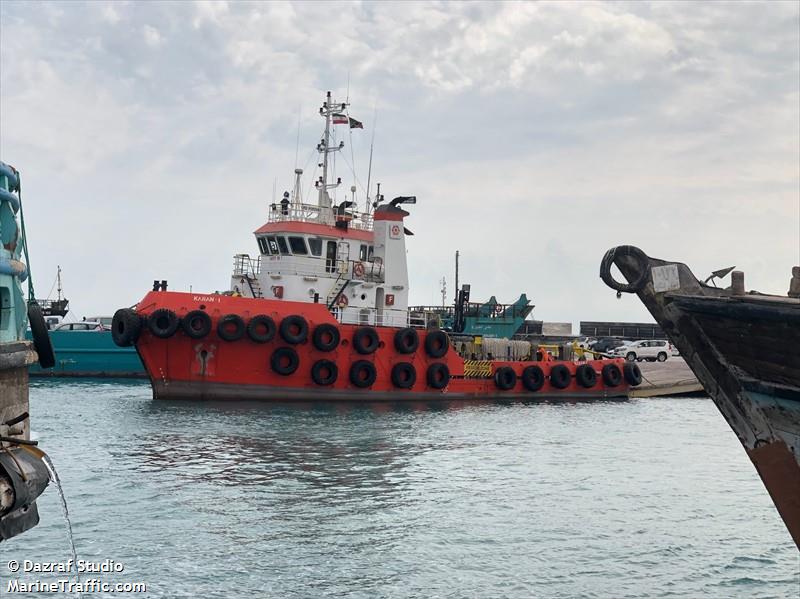 karan 1 (Tug) - IMO 9092082, MMSI 341597000, Call Sign V4UH4 under the flag of St Kitts & Nevis