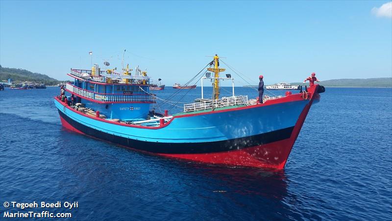 kasih setia 77 (Fishing vessel) - IMO , MMSI 525700001, Call Sign YBA4117 under the flag of Indonesia