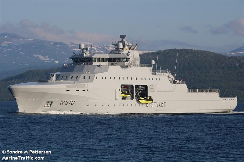kv jan mayen (Patrol Vessel) - IMO 9911575, MMSI 257984000, Call Sign LBNA under the flag of Norway