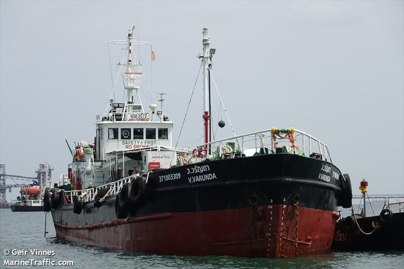 v varunda (Tanker) - IMO , MMSI 567110380, Call Sign HSB2372 under the flag of Thailand