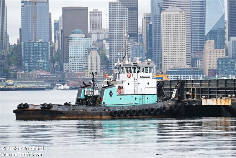 sitka (Tug) - IMO 8867894, MMSI 367584070, Call Sign WDG9077 under the flag of United States (USA)