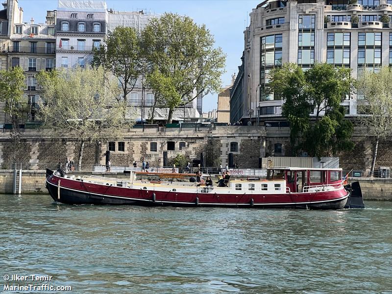 eendracht (Pleasure craft) - IMO , MMSI 244730515, Call Sign PC3946 under the flag of Netherlands