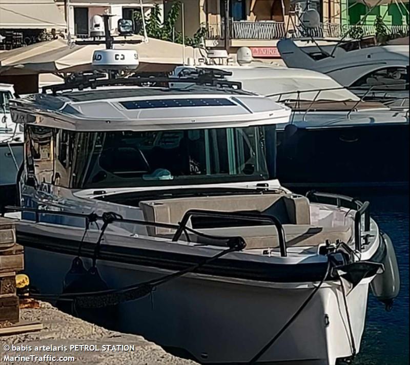 i nova two (Pleasure craft) - IMO , MMSI 319255900, Call Sign ZGPK5 under the flag of Cayman Islands