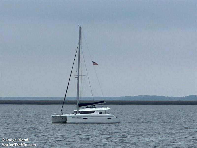 irish rover (Sailing vessel) - IMO , MMSI 338136215 under the flag of USA