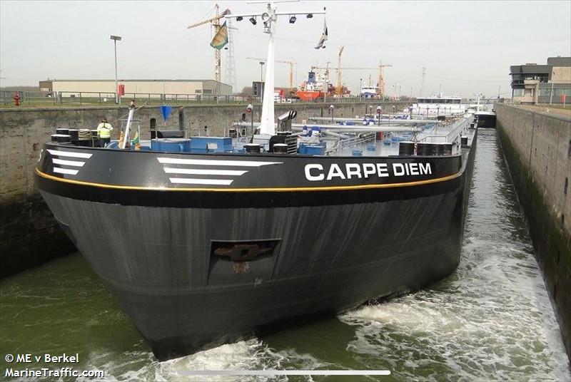 carpe diem (Tanker) - IMO , MMSI 244372106, Call Sign PI8982 under the flag of Netherlands