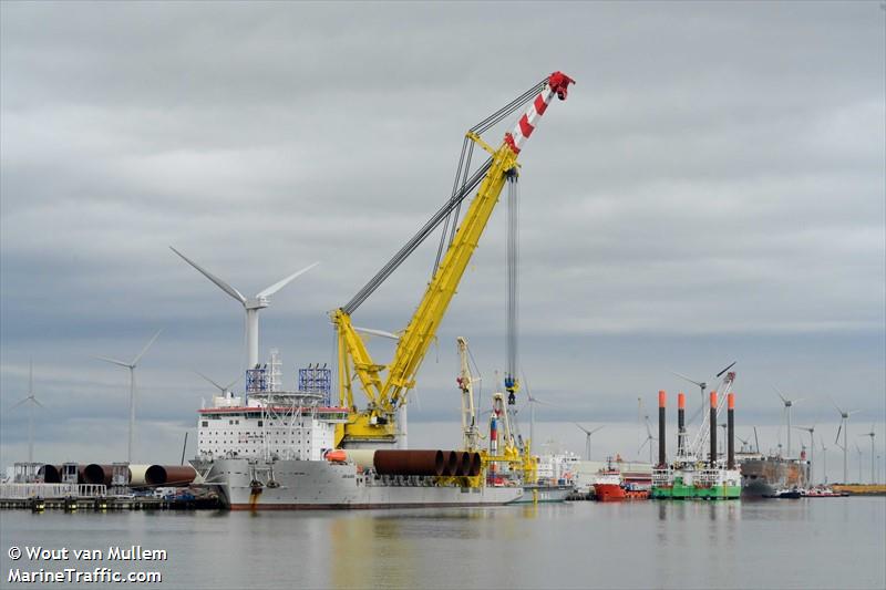 zhao shang 233 (Wind Turbine Vessel) - IMO 9911032, MMSI 253726000, Call Sign LXLE under the flag of Luxembourg