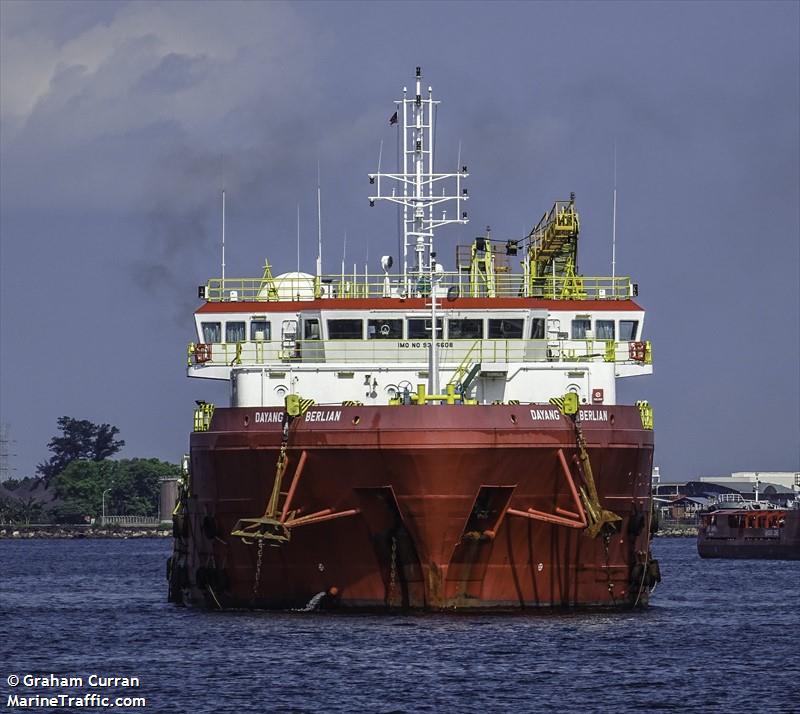 dayang berlian (Offshore Support Vessel) - IMO 9396608, MMSI 533799000, Call Sign 9WGQ5 under the flag of Malaysia