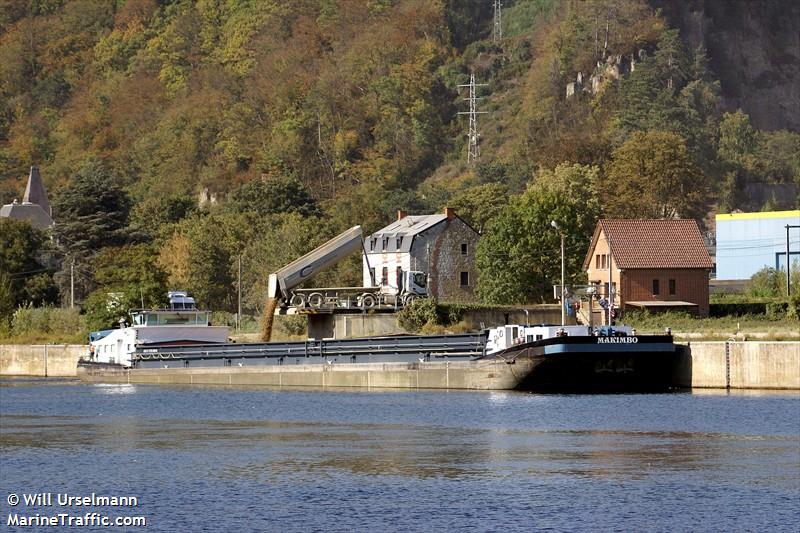 makimbo (Cargo ship) - IMO , MMSI 205228190, Call Sign OT2281 under the flag of Belgium