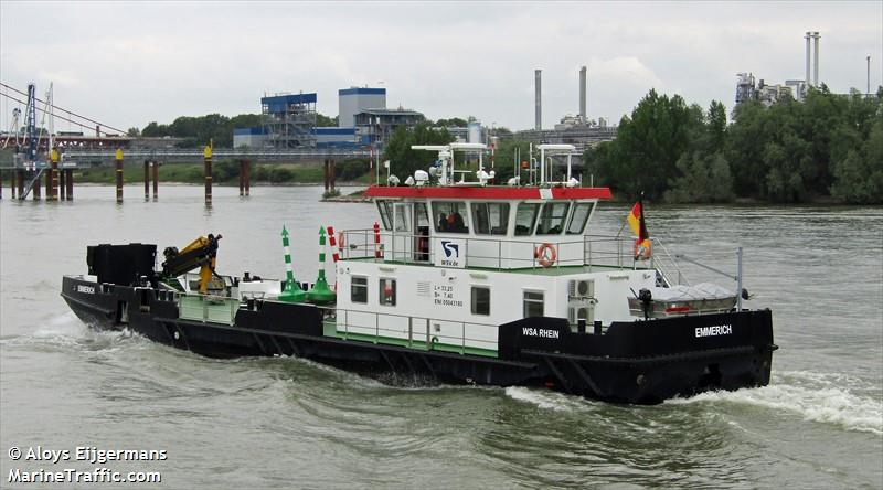 emmerich (Dredging or UW ops) - IMO , MMSI 211356370, Call Sign DD7230 under the flag of Germany