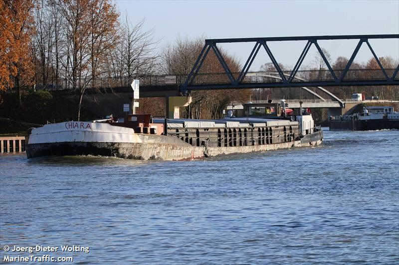 chiara (Cargo ship) - IMO , MMSI 211657900, Call Sign DC4697 under the flag of Germany