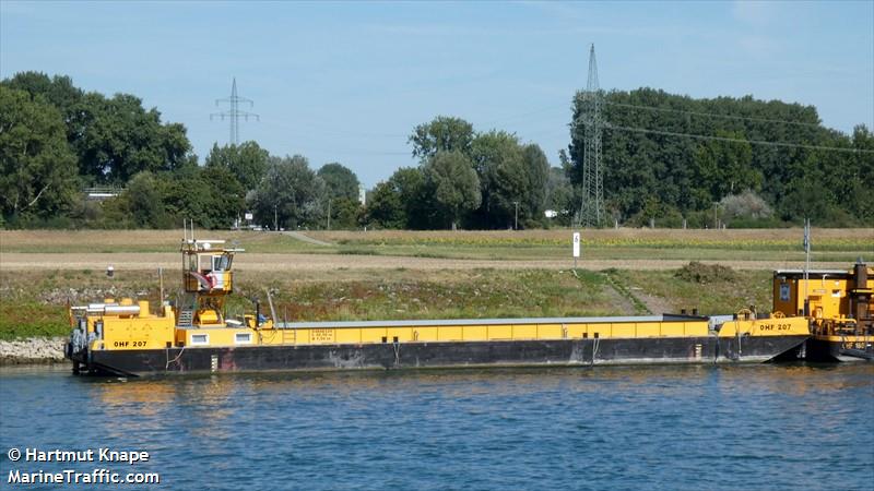 ohf 207 (Dredging or UW ops) - IMO , MMSI 211665780 under the flag of Germany